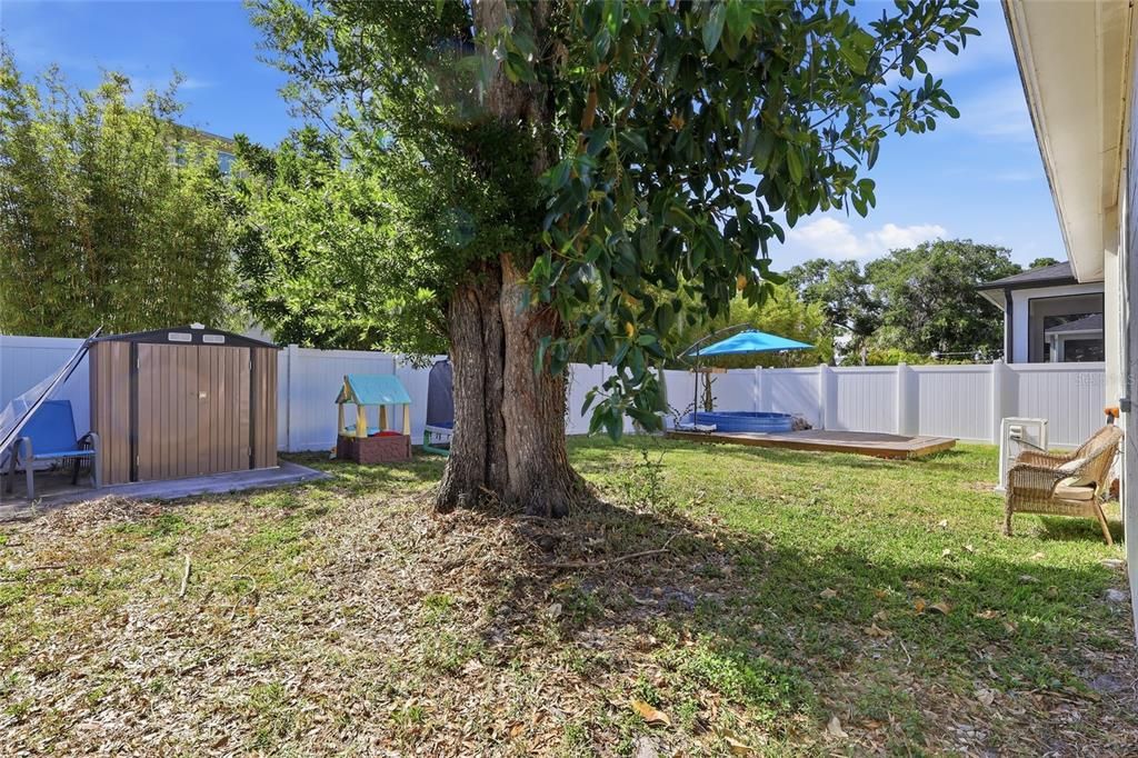 Activo con contrato: $439,900 (3 camas, 2 baños, 1348 Pies cuadrados)