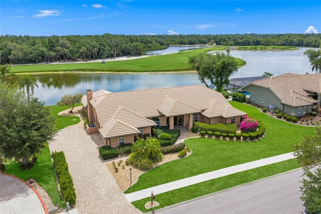 En Venta: $995,000 (3 camas, 2 baños, 3304 Pies cuadrados)
