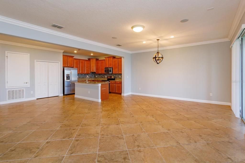 Active With Contract: $575,000 (4 beds, 3 baths, 2853 Square Feet)