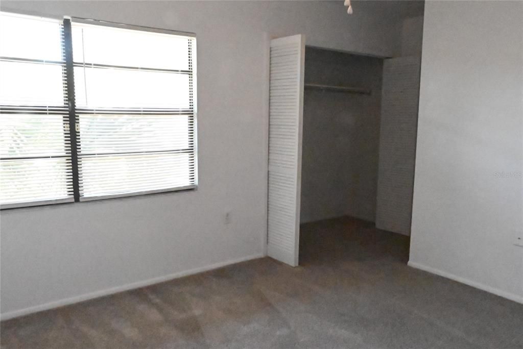 For Rent: $1,650 (2 beds, 1 baths, 1015 Square Feet)