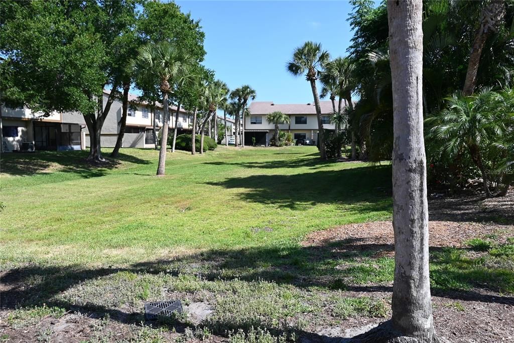 For Rent: $1,650 (2 beds, 1 baths, 1015 Square Feet)
