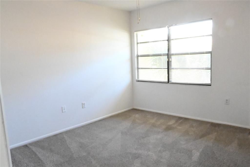 For Rent: $1,650 (2 beds, 1 baths, 1015 Square Feet)