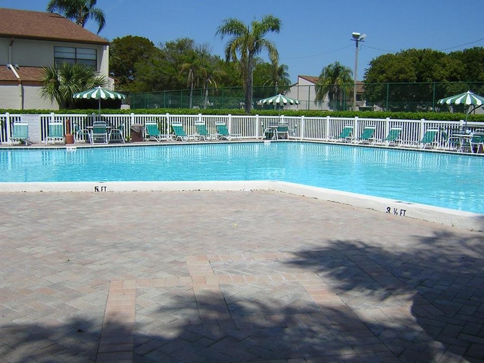 For Rent: $1,650 (2 beds, 1 baths, 1015 Square Feet)