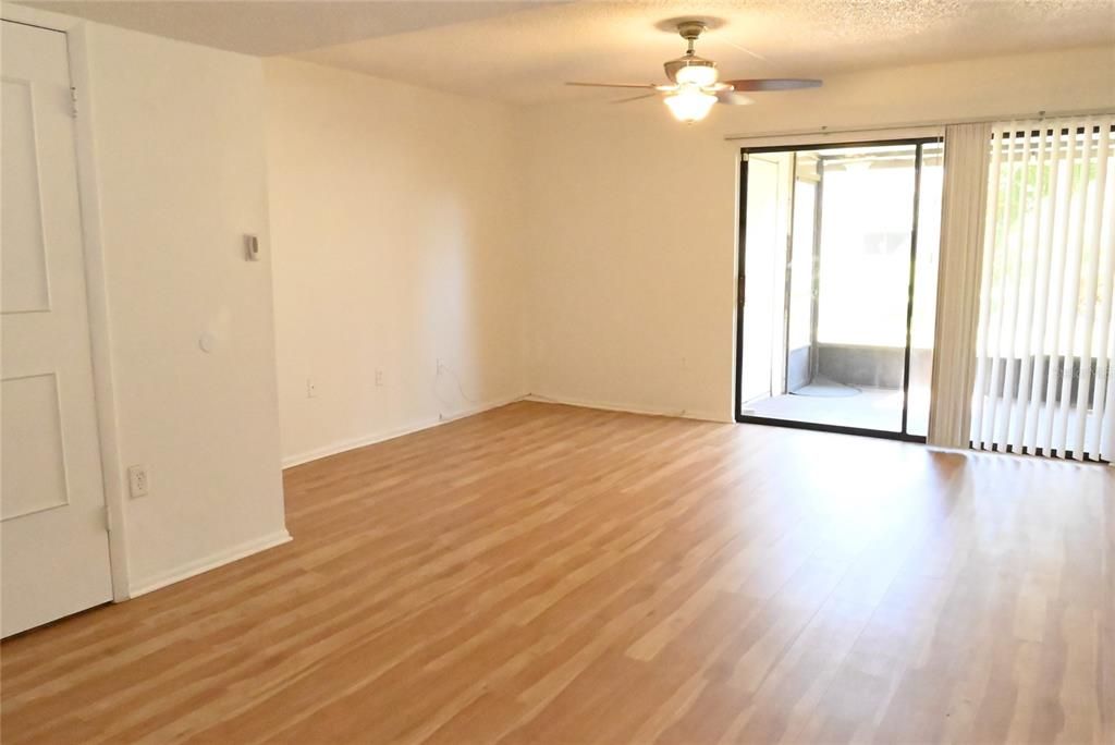 For Rent: $1,650 (2 beds, 1 baths, 1015 Square Feet)