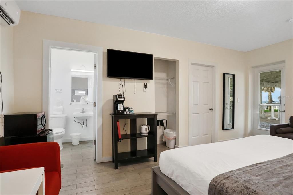 For Sale: $1,500,000 (0 beds, 0 baths, 3835 Square Feet)
