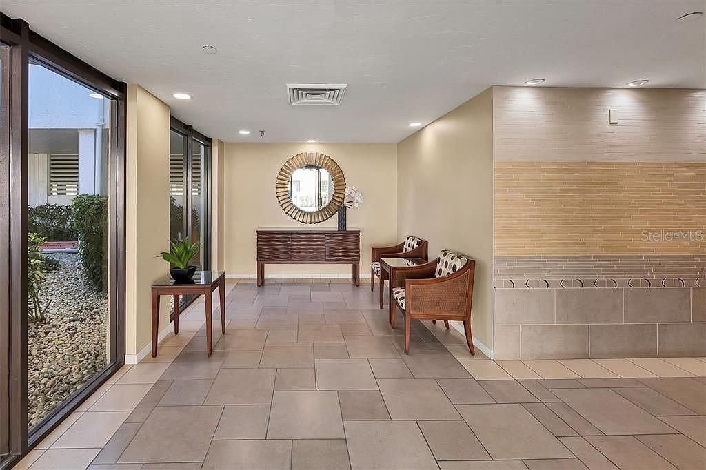 : $2,400,000 (3 beds, 2 baths, 2154 Square Feet)