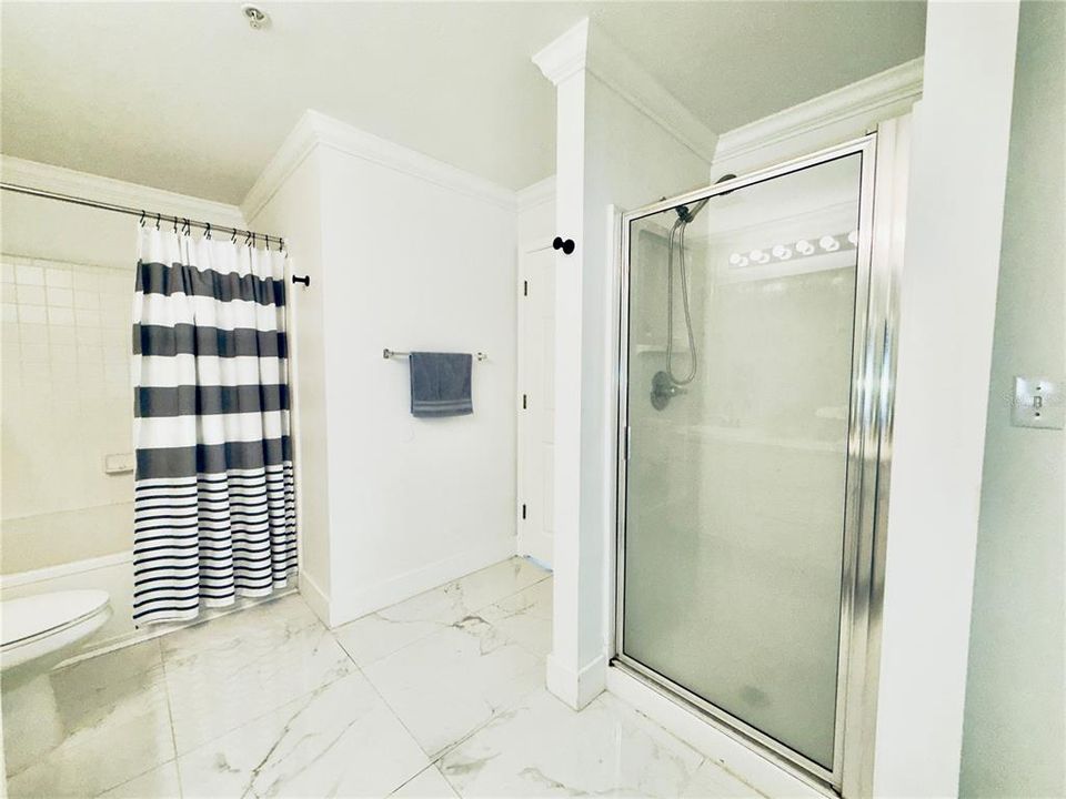 For Rent: $1,650 (2 beds, 1 baths, 1050 Square Feet)