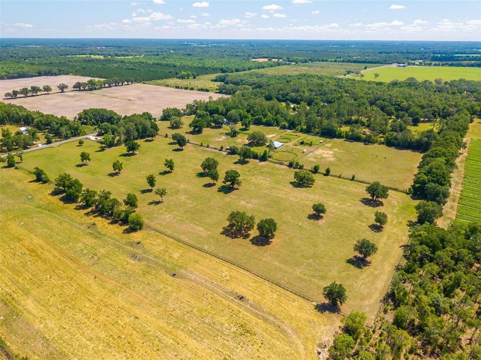 待售: $560,000 (15.41 acres)