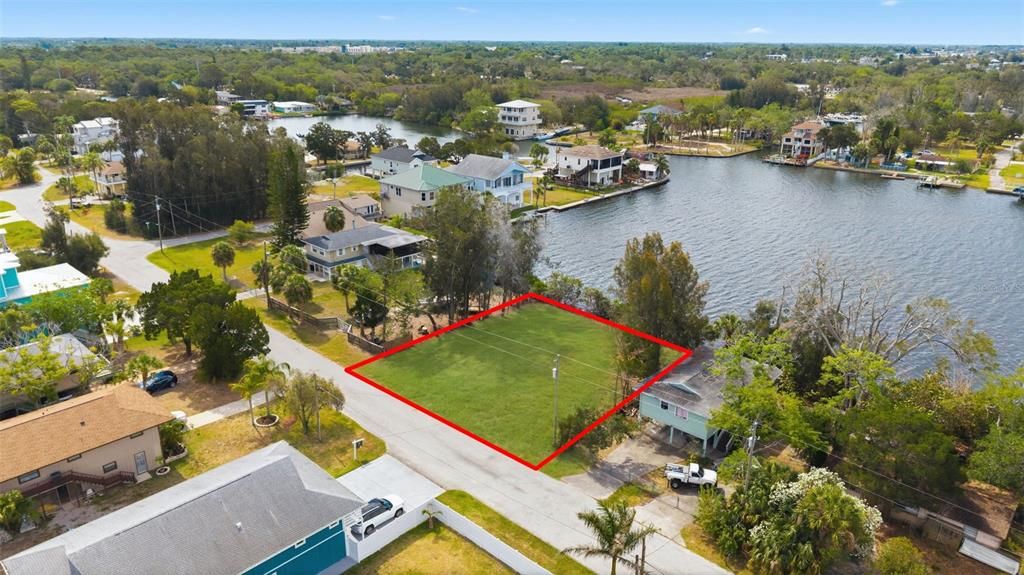 For Sale: $425,000 (0.23 acres)