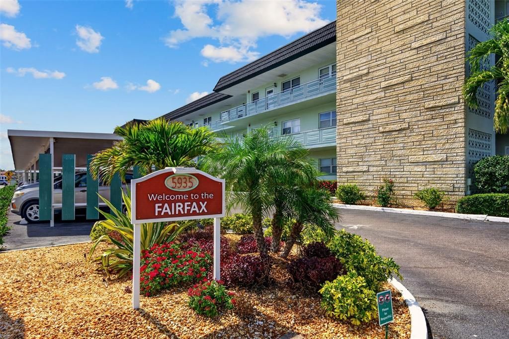 For Sale: $269,000 (2 beds, 2 baths, 1250 Square Feet)