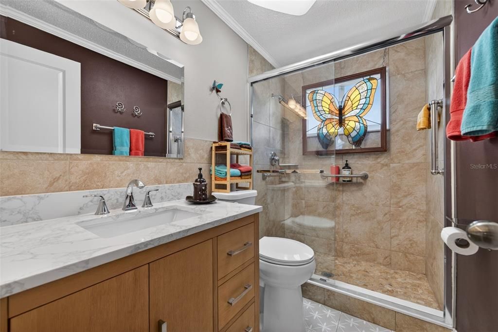 For Sale: $269,000 (2 beds, 2 baths, 1250 Square Feet)