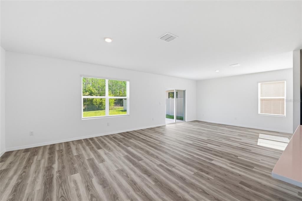 В аренду: $2,995 (4 спален, 2 ванн, 2260 Квадратных фут)