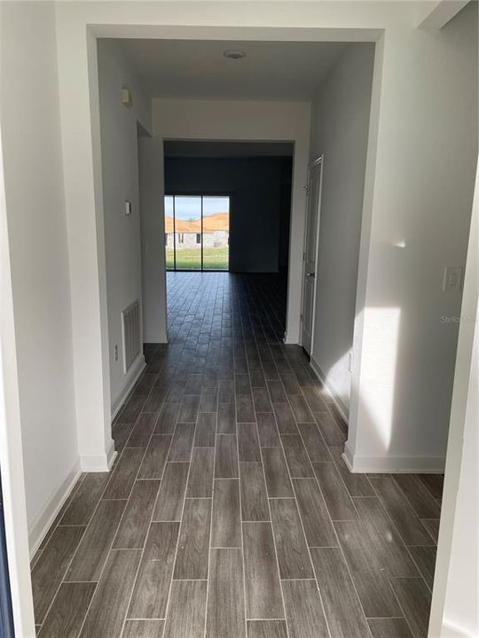 For Rent: $2,800 (4 beds, 3 baths, 2581 Square Feet)