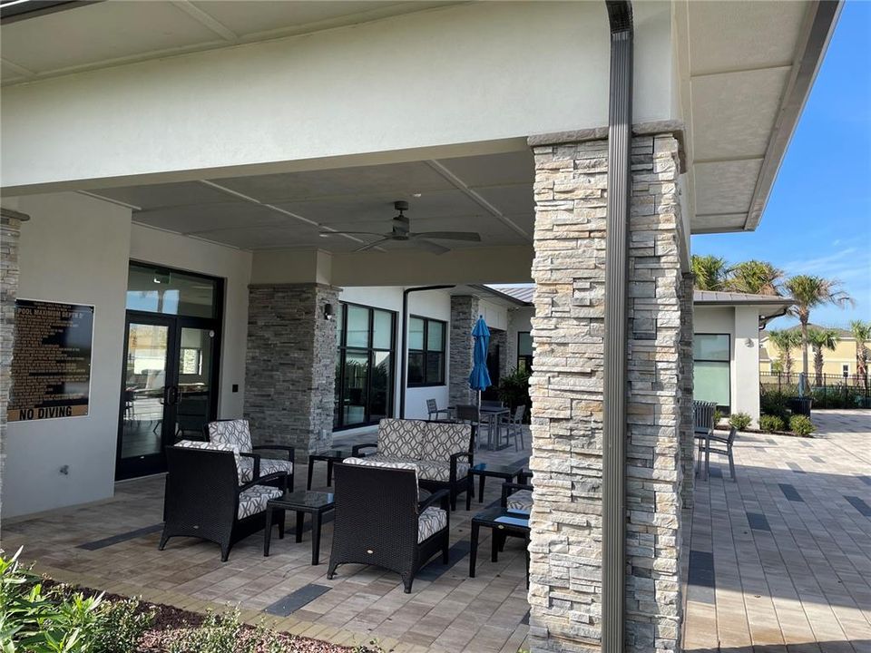 For Rent: $2,800 (4 beds, 3 baths, 2581 Square Feet)