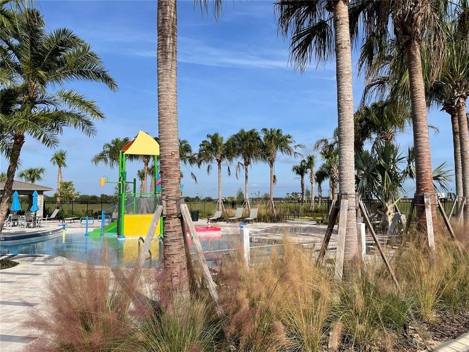 For Rent: $2,800 (4 beds, 3 baths, 2581 Square Feet)