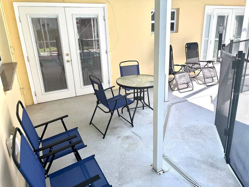 En Venta: $549,000 (4 camas, 3 baños, 1733 Pies cuadrados)