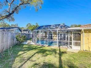 En Venta: $549,000 (4 camas, 3 baños, 1733 Pies cuadrados)