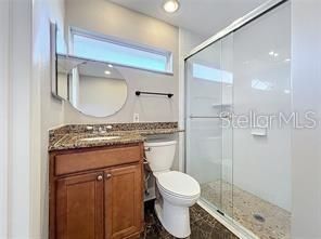 En Venta: $549,000 (4 camas, 3 baños, 1733 Pies cuadrados)