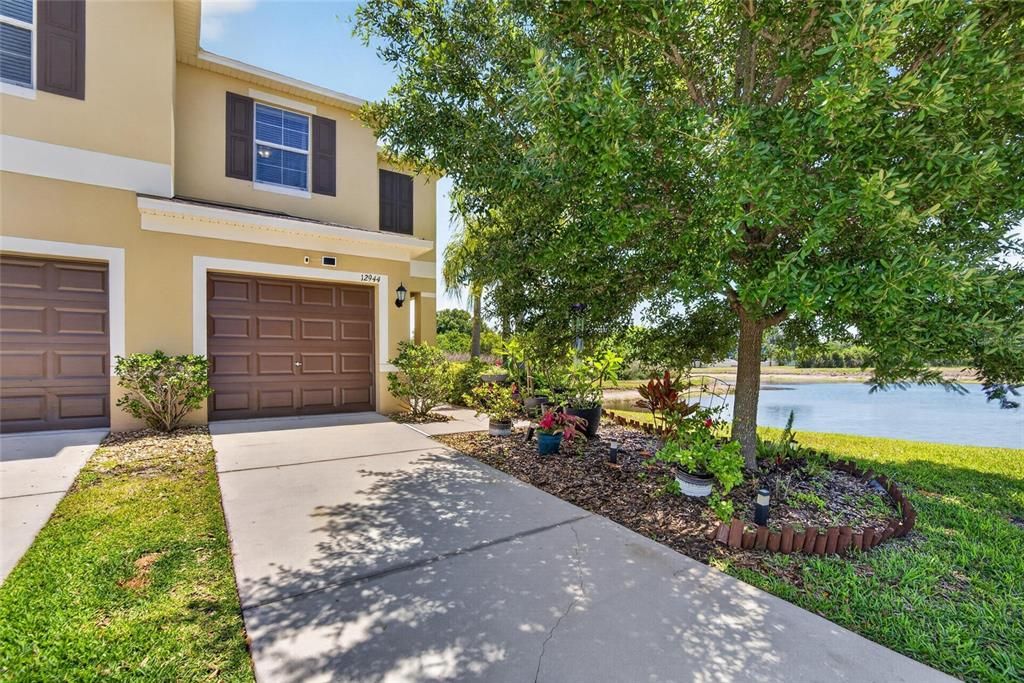 Active With Contract: $249,000 (2 beds, 2 baths, 1548 Square Feet)