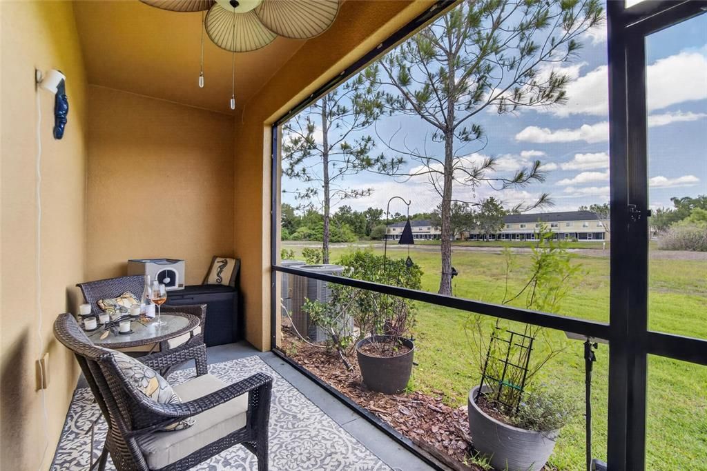 Active With Contract: $249,000 (2 beds, 2 baths, 1548 Square Feet)