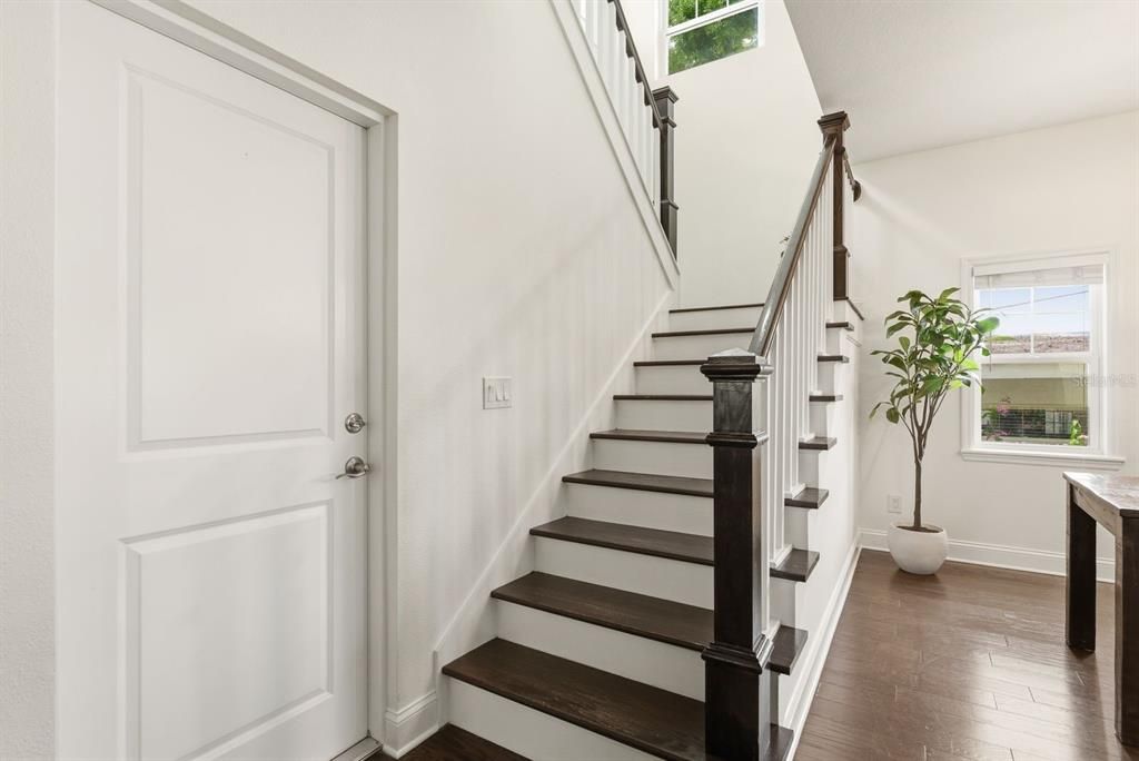 For Sale: $800,000 (3 beds, 2 baths, 2283 Square Feet)