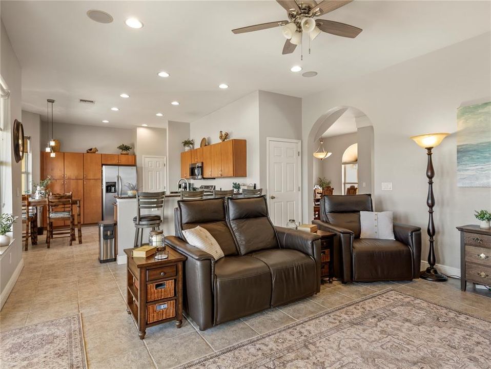 Active With Contract: $838,000 (4 beds, 3 baths, 3030 Square Feet)