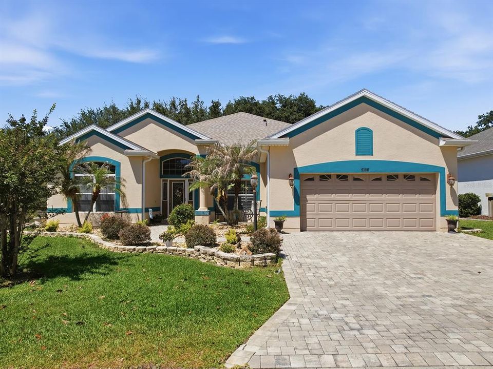 En Venta: $415,000 (3 camas, 2 baños, 2684 Pies cuadrados)