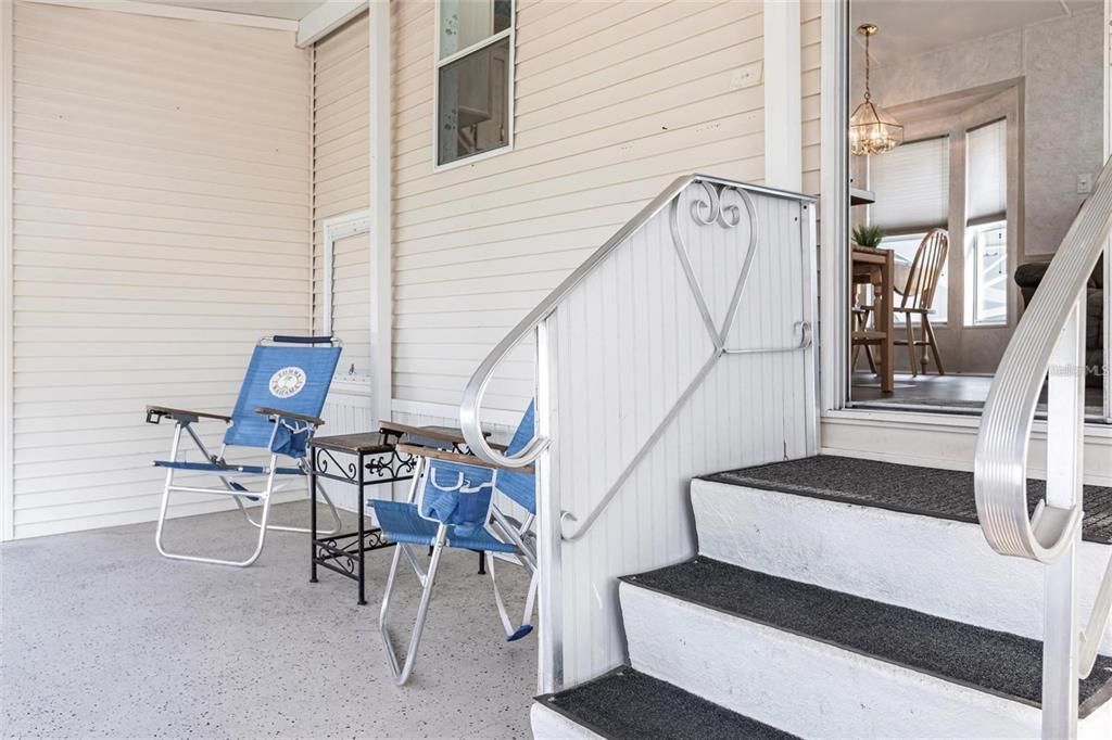 For Rent: $1,400 (1 beds, 1 baths, 408 Square Feet)
