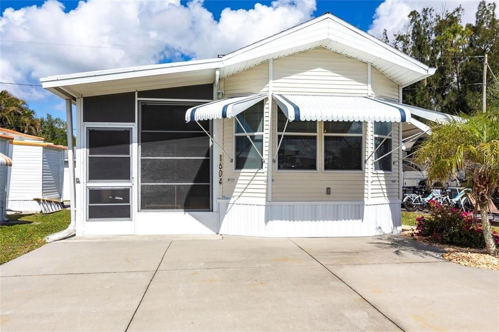 For Rent: $1,400 (1 beds, 1 baths, 408 Square Feet)