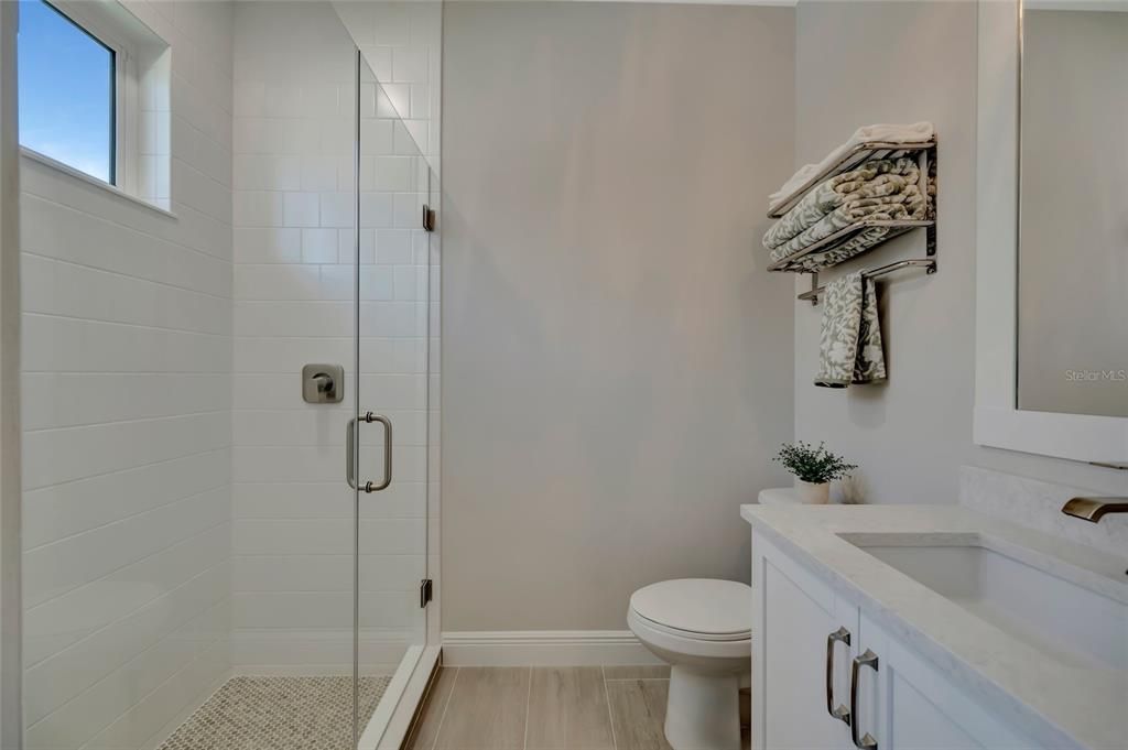 Activo con contrato: $1,325,000 (3 camas, 3 baños, 2257 Pies cuadrados)