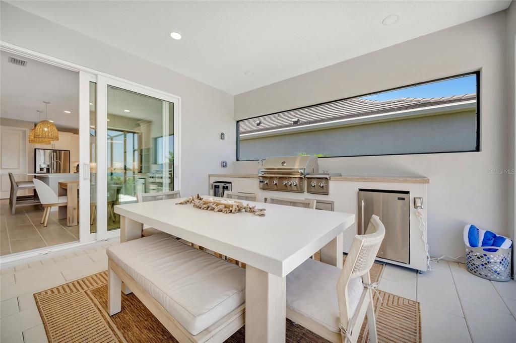 Activo con contrato: $1,325,000 (3 camas, 3 baños, 2257 Pies cuadrados)