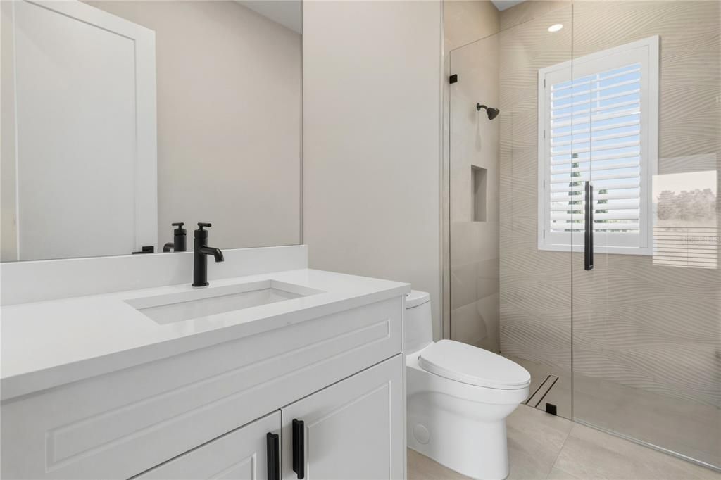 For Rent: $13,500 (4 beds, 4 baths, 3916 Square Feet)