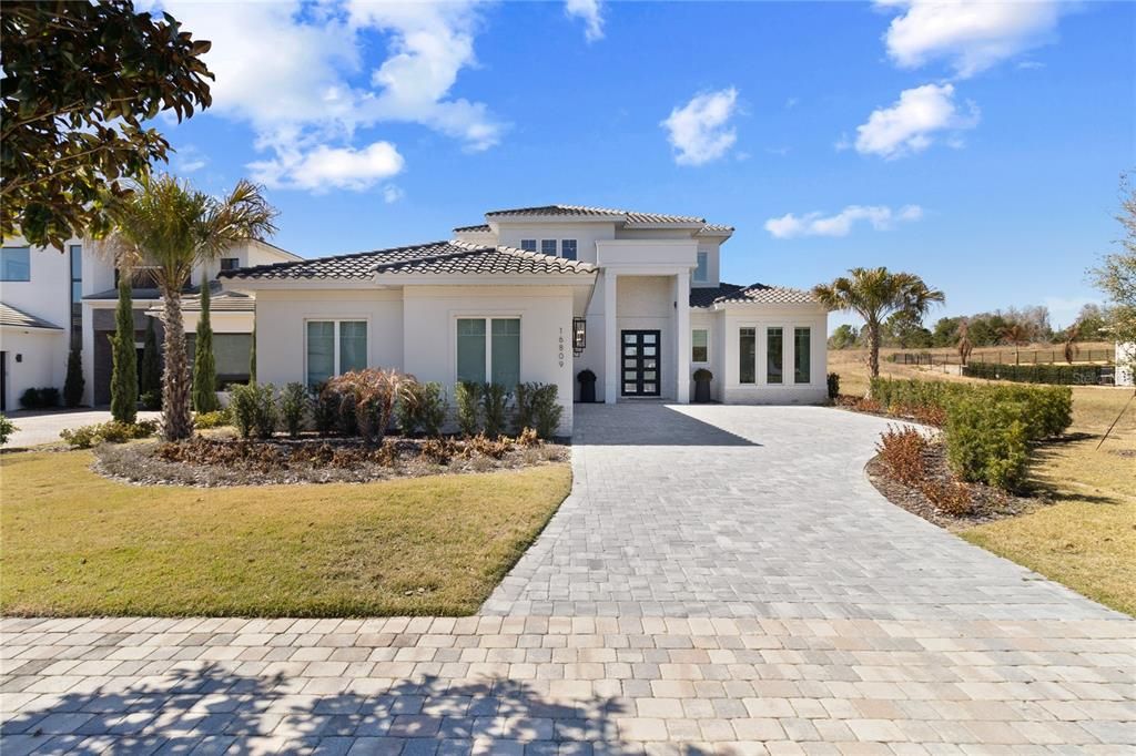 For Rent: $13,500 (4 beds, 4 baths, 3916 Square Feet)