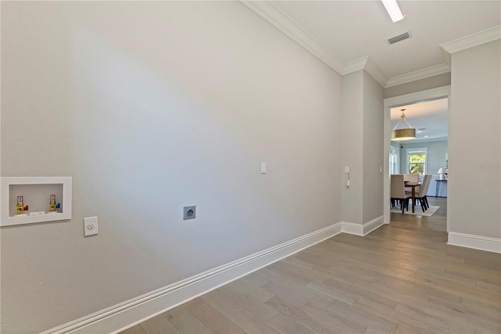 For Sale: $2,399,000 (5 beds, 4 baths, 3917 Square Feet)