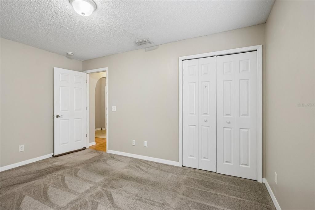 For Sale: $389,900 (4 beds, 2 baths, 1874 Square Feet)