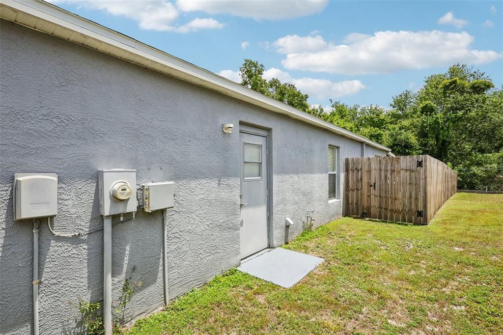 For Sale: $389,900 (4 beds, 2 baths, 1874 Square Feet)