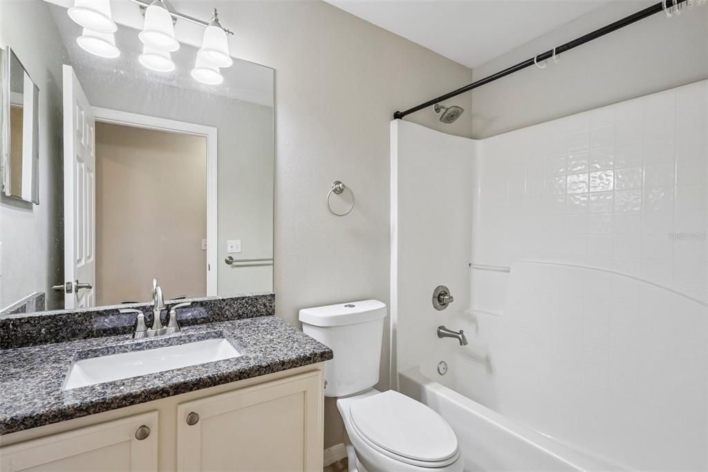 For Sale: $389,900 (4 beds, 2 baths, 1874 Square Feet)