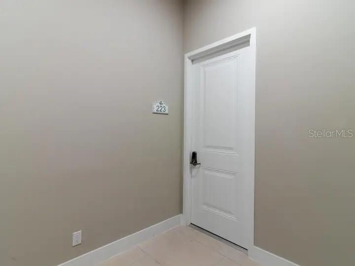 For Rent: $4,500 (5 beds, 4 baths, 2630 Square Feet)