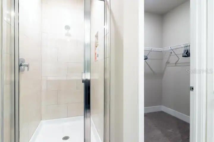 For Rent: $4,500 (5 beds, 4 baths, 2630 Square Feet)