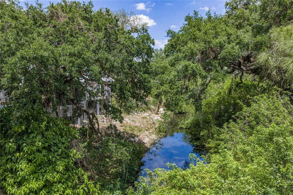 For Sale: $325,000 (3 beds, 2 baths, 1704 Square Feet)