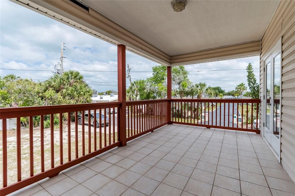 For Rent: $4,950 (6 beds, 2 baths, 3262 Square Feet)