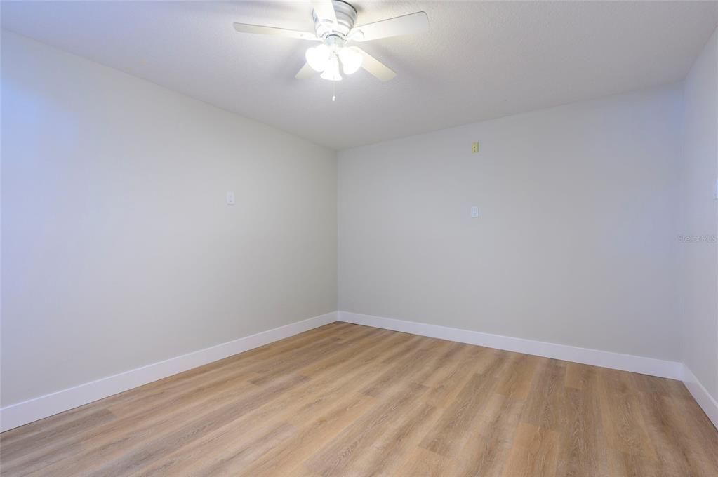 For Rent: $4,950 (6 beds, 2 baths, 3262 Square Feet)