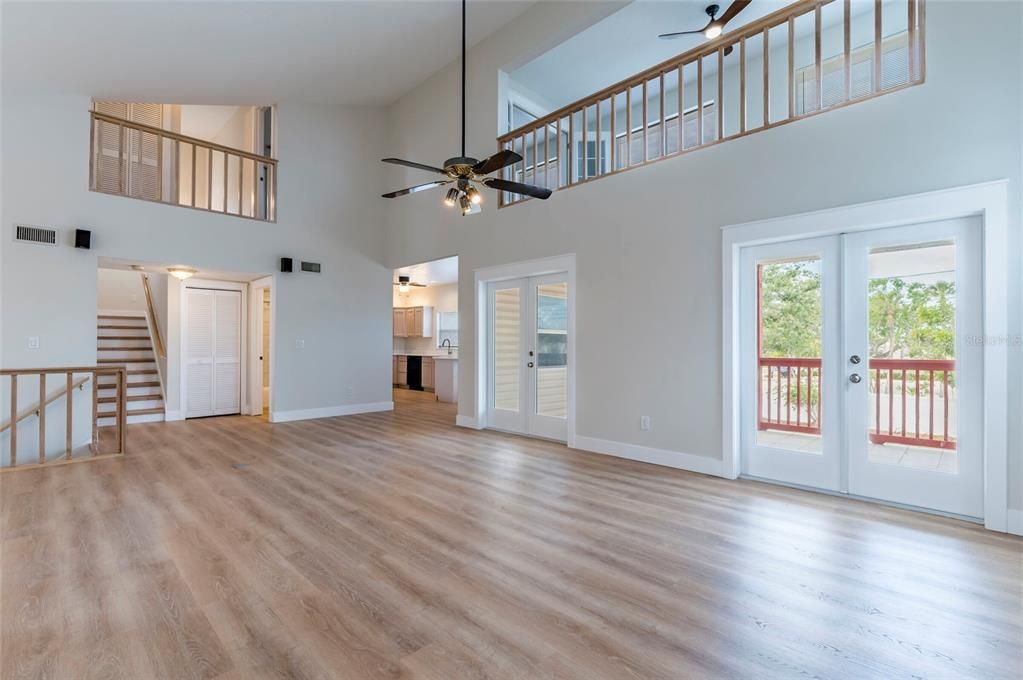 For Rent: $4,950 (6 beds, 2 baths, 3262 Square Feet)