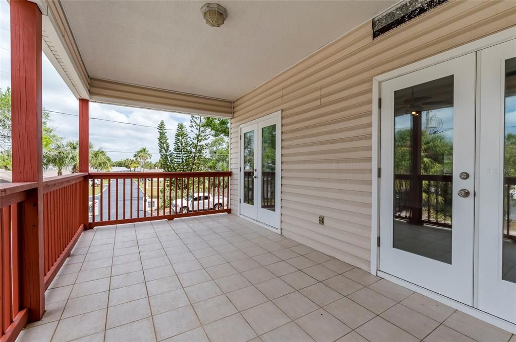 For Rent: $4,950 (6 beds, 2 baths, 3262 Square Feet)