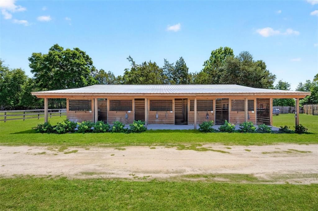 На продажу: $975,000 (4 спален, 2 ванн, 1898 Квадратных фут)