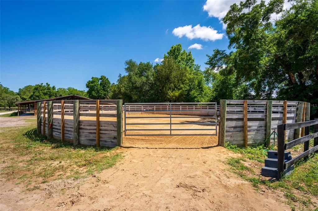 На продажу: $975,000 (4 спален, 2 ванн, 1898 Квадратных фут)