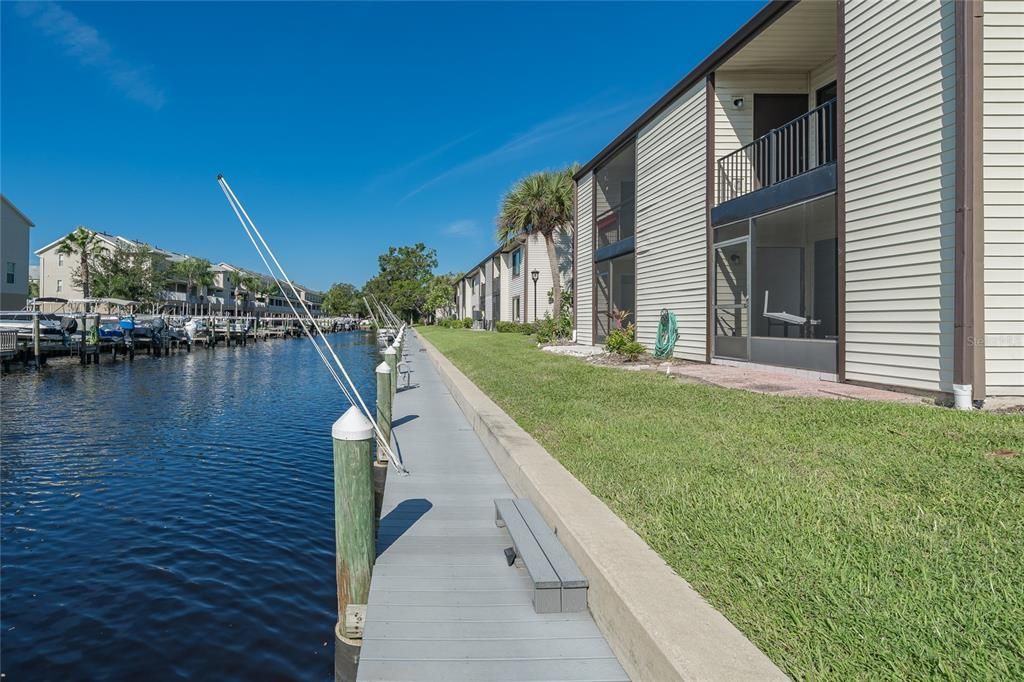 For Sale: $179,900 (1 beds, 1 baths, 740 Square Feet)