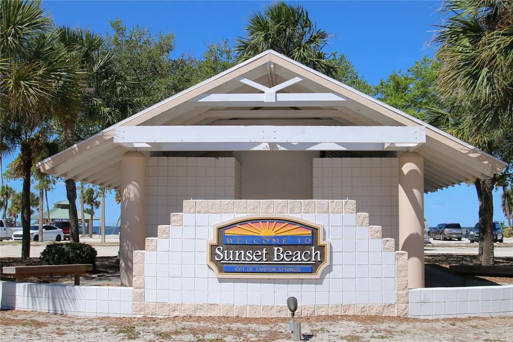For Sale: $179,900 (1 beds, 1 baths, 740 Square Feet)