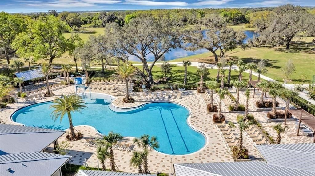 En Venta: $495,000 (4 camas, 3 baños, 2539 Pies cuadrados)