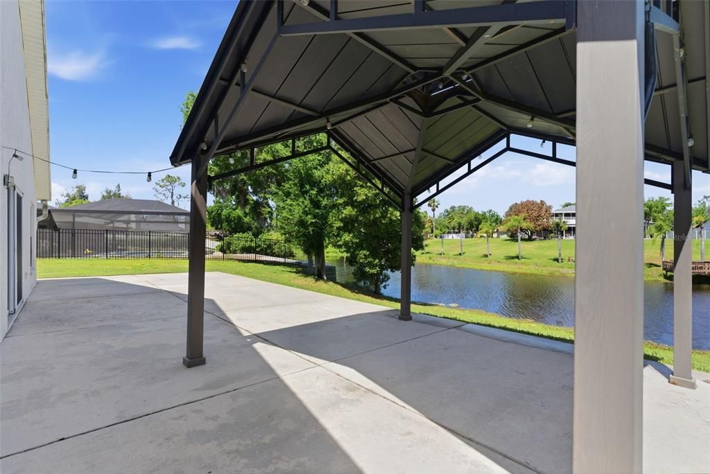 For Sale: $449,900 (3 beds, 2 baths, 1730 Square Feet)